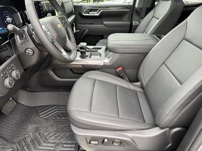 2026 Chevrolet 1500 Crew Cab, $62930.0. Photo 5