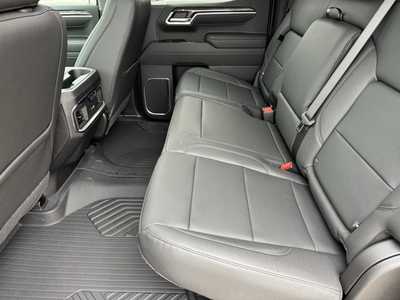 2026 Chevrolet 1500 Crew Cab, $62930.0. Photo 7