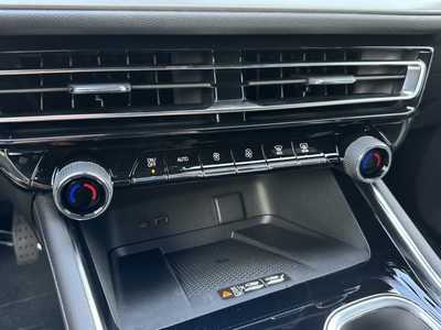 2026 Chevrolet Traverse, $46415.0. Photo 11