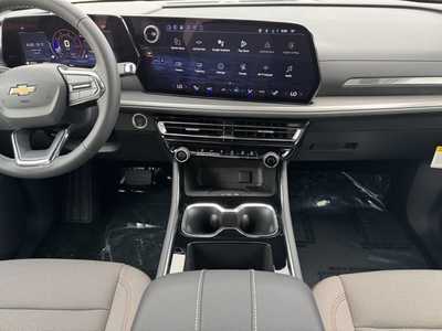 2026 Chevrolet Traverse, $46415.0. Photo 2