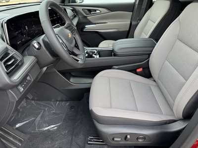 2026 Chevrolet Traverse, $46415.0. Photo 5