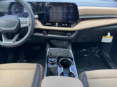 2026 Chevrolet Equinox, $37335.0. Photo 2
