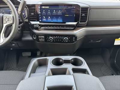 2026 Chevrolet 1500 Crew Cab, $54120.0. Photo 2