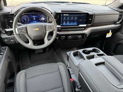 2026 Chevrolet 1500 Crew Cab, $54120.0. Photo 8