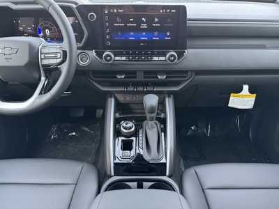 2026 Chevrolet Colorado Crew Cab, $45395.0. Photo 2