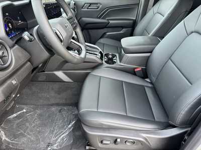 2026 Chevrolet Colorado Crew Cab, $45395.0. Photo 5