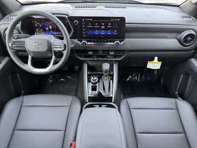2026 Chevrolet Colorado Crew Cab, $45395.0. Photo 8