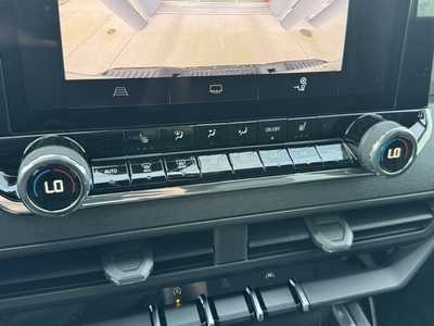 2026 Chevrolet Colorado Crew Cab, $45395.0. Photo 9