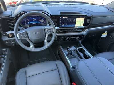 2025 Chevrolet 1500 Crew Cab, $62135.0. Photo 8
