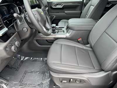 2025 Chevrolet 1500 Crew Cab, $62525.0. Photo 5