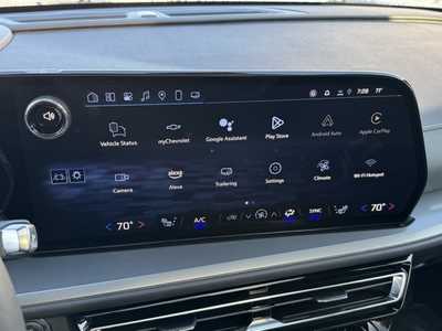 2025 Chevrolet Traverse, $47295.0. Photo 3