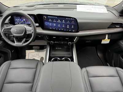 2025 Chevrolet Suburban, $73920.0. Photo 10