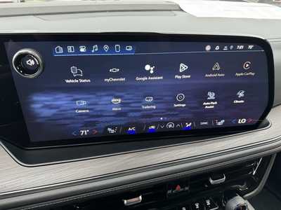 2025 Chevrolet Suburban, $73920.0. Photo 3