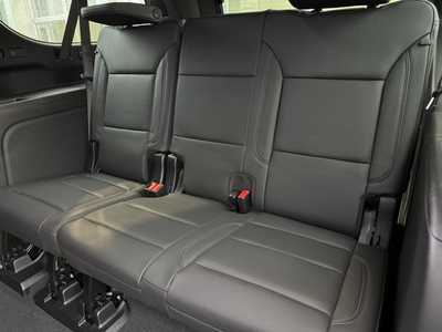 2025 Chevrolet Suburban, $73920.0. Photo 7