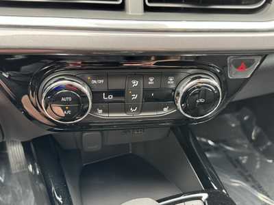 2025 Chevrolet Trax, $25895.0. Photo 8