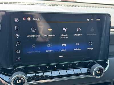 2025 Chevrolet Colorado Crew Cab, $43990.0. Photo 3