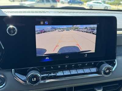 2025 Chevrolet Colorado Crew Cab, $51370.0. Photo 4