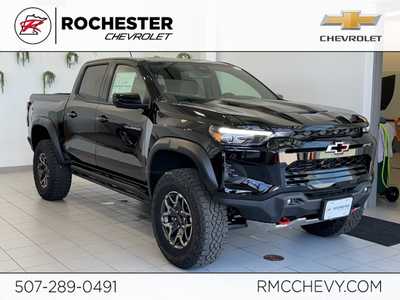 2025 Chevrolet Colorado Crew Cab, $51370.0. Photo 1