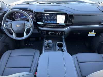 2025 Chevrolet 1500 Crew Cab, $61585.0. Photo 9