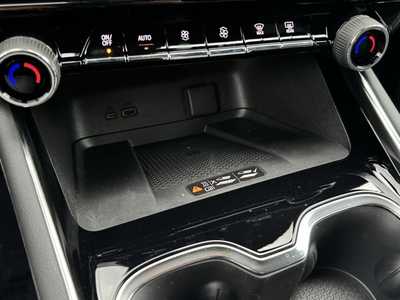 2025 Chevrolet Traverse, $46555.0. Photo 11