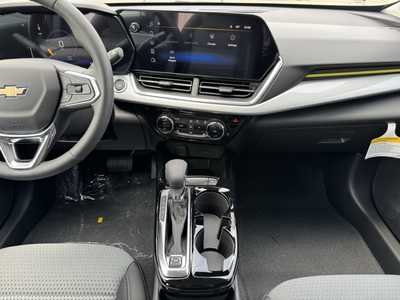 2025 Chevrolet Trax, $25485.0. Photo 2