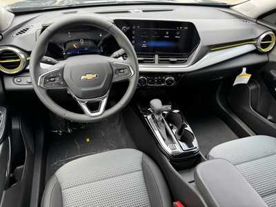2025 Chevrolet Trax, $25485.0. Photo 8