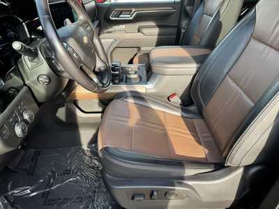 2023 Chevrolet 1500 Crew Cab, $50999. Photo 5