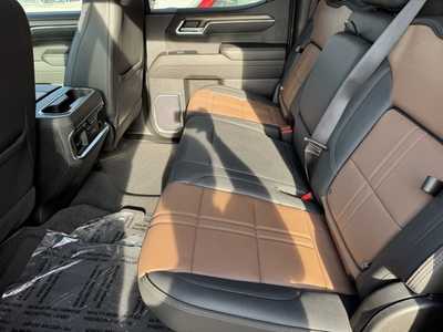 2023 Chevrolet 1500 Crew Cab, $50999. Photo 6