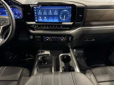 2023 Chevrolet 1500 Crew Cab, $52499. Photo 2