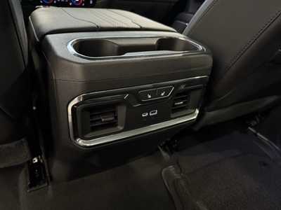 2023 Chevrolet 1500 Crew Cab, $52499. Photo 7