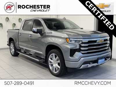 2023 Chevrolet 1500 Crew Cab, $52499. Photo 1