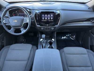 2023 Chevrolet Traverse, $31999. Photo 10
