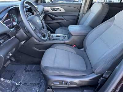 2023 Chevrolet Traverse, $31999. Photo 5