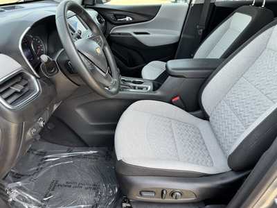 2023 Chevrolet Equinox, $22999. Photo 5
