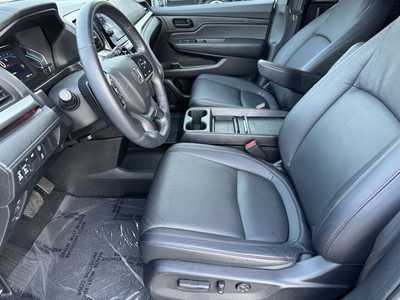 2023 Honda Odyssey, $37995. Photo 5