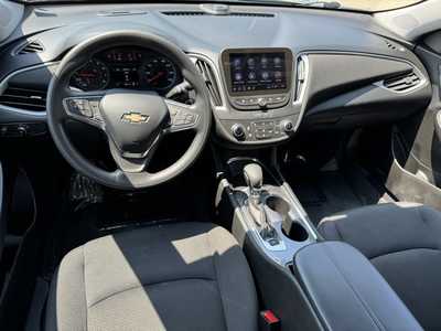 2023 Chevrolet Malibu, $19199. Photo 7