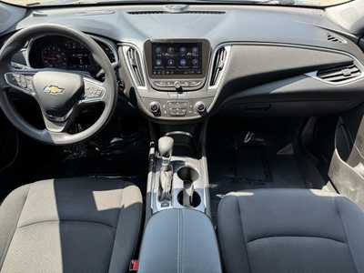 2023 Chevrolet Malibu, $19199. Photo 8