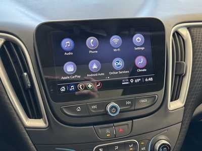 2023 Chevrolet Malibu, $18670. Photo 3