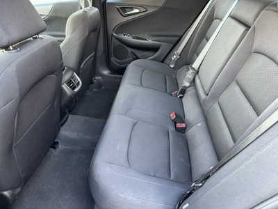 2023 Chevrolet Malibu, $18775. Photo 6