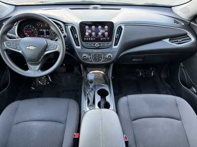 2023 Chevrolet Malibu, $18775. Photo 8