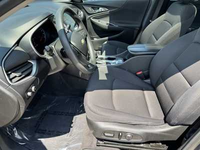 2023 Chevrolet Malibu, $18875. Photo 5