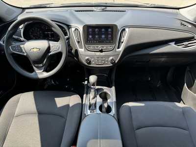 2023 Chevrolet Malibu, $18875. Photo 9