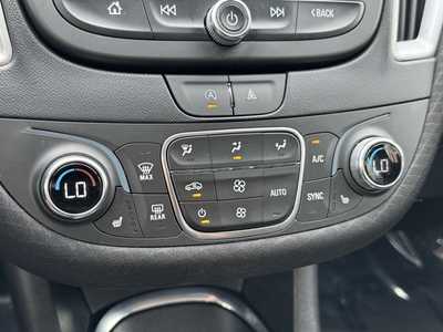 2023 Chevrolet Malibu, $18999. Photo 10