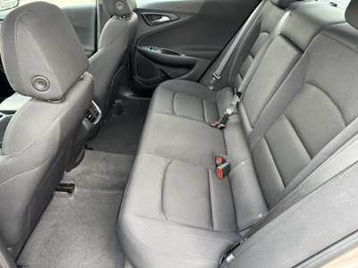 2023 Chevrolet Malibu, $18999. Photo 7