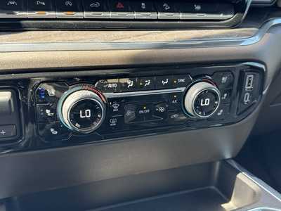2024 Chevrolet 1500 Crew Cab, $49999. Photo 10