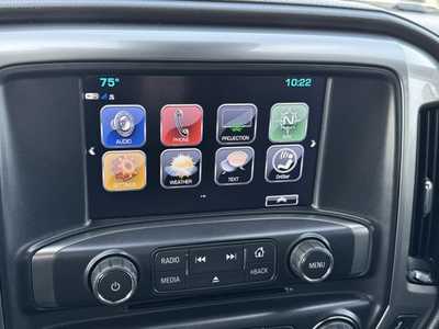 2017 Chevrolet 1500 Crew Cab, $28699. Photo 3
