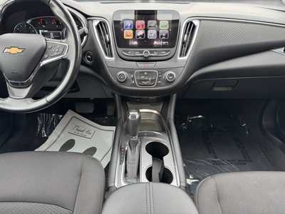 2018 Chevrolet Malibu, $13999. Photo 2