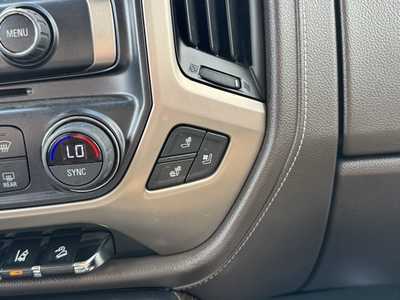 2019 GMC 2500 Crew Cab, $45999. Photo 11