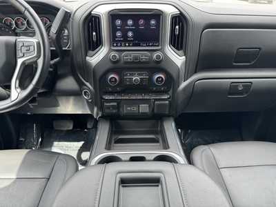 2021 Chevrolet 1500 Crew Cab, $39995. Photo 2