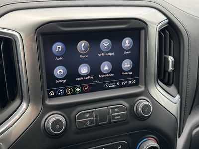2021 Chevrolet 1500 Crew Cab, $39999. Photo 3